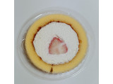 「ローソン Uchi Cafe’ × ICHIBIKO いちごのロールケーキ」のクチコミ画像 by minoesさん