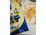 おやつカンパニー ベビースターカリポテ うましお味の実食写真（gologoloさん）