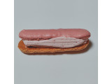 「ファミリーマート ファミマルSweets ピエール・エルメ アンソロジー監修 マカロンサンド イチゴ＆バニラ」のクチコミ画像 by minoesさん