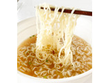 「サンヨー食品 サッポロ一番 みそラーメン 生姜香るあさりだし仕上げ 笠原将弘監修 425g」のクチコミ画像 by コーンスナック好きさん