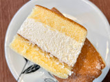 「ファミリーマート ファミマルSweets クリームたっぷり厚切りケーキサンド」のクチコミ画像 by やにゃさん