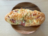 Vセレクト 北欧倶楽部 ベーコンチーズの実食写真（こつめかわうそさん）
