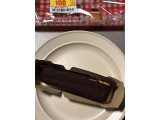 ローソン Uchi Cafe’ ご褒美スティックケーキ パリっとふわとろショコラ ベルギーチョコ使用の実食写真（chickyさん）