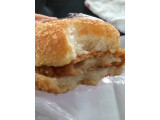 「山崎製パン はみでるバーガー クリーミーコロッケ かに入り 袋1個」のクチコミ画像 by レビュアーさん