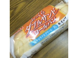 「ヤマザキ ふっくら ダブルサンドロールパン 塩キャラメルクリーム＆ホイップ 袋1個」のクチコミ画像 by ちょぱこさん