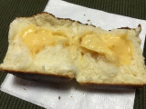 「ローソン 北海道小麦 春よ恋 リンゴの入った四角いクリームパン」のクチコミ画像 by レビュアーさん