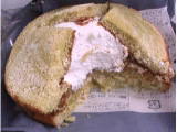 「ローソン クラウンメロンのクリームサンドケーキ 袋1個」のクチコミ画像 by きゃらめるばにらさん