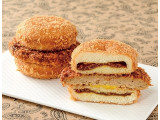 ローソン 合わせすぎ！欧風カレーパン＆はみでるメンチカツ
