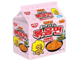 日清食品 日清焼そば ポックンミョン 韓国風甘辛カルボ