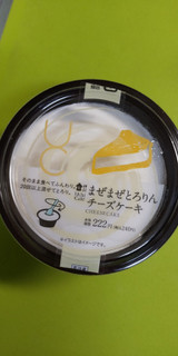 「ローソン Uchi Cafe’ まぜまぜとろりんチーズケーキ」のクチコミ画像 by minorinりん さん
