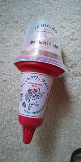 「ローソン Uchi Cafe’ × ICHIBIKO監修 いちごミルクワッフルコーン 160ml」のクチコミ画像 by taaさん