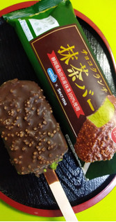 「ダイマル乳品 チョコクランチ抹茶バー 袋80ml」のクチコミ画像 by minorinりん さん