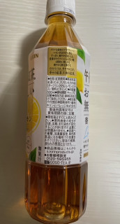 「KIRIN 午後の紅茶 おいしい無糖 香るレモン ペット500ml」のクチコミ画像 by わらびーずさん