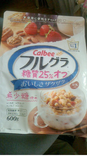 「カルビー フルグラ 糖質25％オフ 袋600g」のクチコミ画像 by ayumiさん