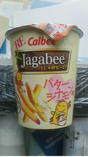 「カルビー Jagabee バターシナモン味 カップ38g」のクチコミ画像 by ayumiさん