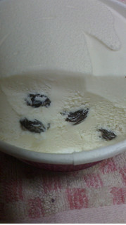 「森永 MOW スペシャルラムレーズン バターの香り カップ130ml」のクチコミ画像 by 高野アイスさん