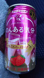 「サントリー のんある気分 いちごスパークリング 缶350ml」のクチコミ画像 by ﾙｰｷｰｽﾞさん