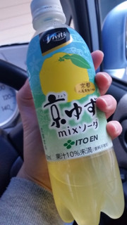 「伊藤園 Vivit’s 京ゆずmixソーダ ペット450ml」のクチコミ画像 by かんままさん