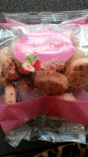 「シェリエ セブンプレミアム strawberry cookies 75g」のクチコミ画像 by おくのママさん