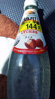 「サワディ バジルシードドリンク ライチ 瓶290ml」のクチコミ画像 by ﾙｰｷｰｽﾞさん