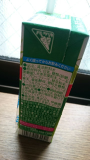 「伊藤園 毎日1杯の青汁 パック200ml」のクチコミ画像 by minorinりん さん