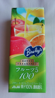 「バヤリース HOTEL BREAKFAST フルーツ5 100 パック200ml」のクチコミ画像 by 紫の上さん