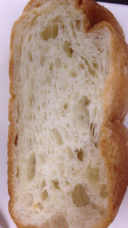 「ファミリーマート 塩バターフランス 国産小麦の小麦粉使用」のクチコミ画像 by レビュアーさん