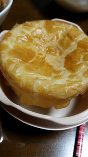 「伊藤ハム キッチンデリ 5種のチーズのフォンデュ風パイ カップ125g」のクチコミ画像 by おくのママさん