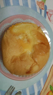 「ヤマザキ ふんわりチーズのパン レアチーズ風味クリーム 袋1個」のクチコミ画像 by 紫の上さん