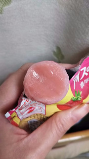 「江崎グリコ アイスの実 濃厚苺 袋7ml×12」のクチコミ画像 by 高野アイスさん