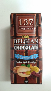 「HARUNA 137ディグリーズ ベルギーチョコピスタチオミルク パック180ml」のクチコミ画像 by ゆっち0606さん