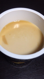 「HOKUNYU 美食家のプリン 焙煎きな粉仕立て カップ90g」のクチコミ画像 by レビュアーさん