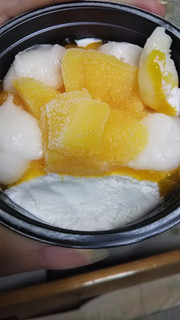 「井村屋 やわもちアイス Fruits マンゴー＆ココナッツ カップ100ml」のクチコミ画像 by 高野アイスさん