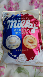 「不二家 ミルキーハードキャンディ 2つのミルク食べくらべ 袋80g」のクチコミ画像 by 紫の上さん