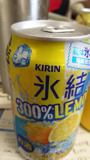 「KIRIN 氷結 300％レモン 缶350ml」のクチコミ画像 by 小梅ママさん
