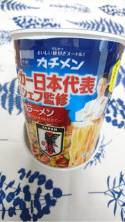 「マルちゃん カチメン サッカー日本代表専属シェフ監修 醤油ラーメン カップ76g」のクチコミ画像 by ゆうしょうさん