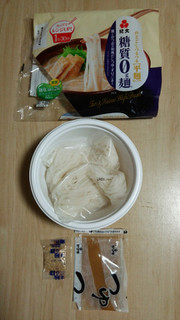「紀文 糖質0g麺 鶏とかつおの和風だしつゆ付き 袋176g」のクチコミ画像 by あんじゅろぜさん