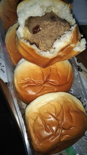 「ヤマザキ 薄皮 コーヒーゼリー入りモカコーヒークリームパン 袋5個」のクチコミ画像 by チー錦さん