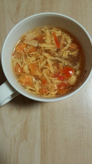 「無印良品 食べるスープ トマトの酸辣湯 袋4食」のクチコミ画像 by あんじゅろぜさん