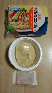「紀文 糖質0g麺 冷やし中華ごまだれ付き 袋190g」のクチコミ画像 by あんじゅろぜさん