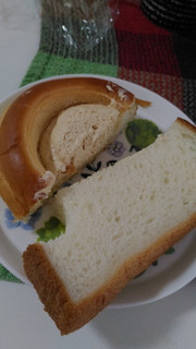 「ニシカワパン ピーナツバター 袋1個」のクチコミ画像 by ぴょんコロさん