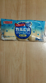 「ヤマザキ カルピスクリームパン 袋3個」のクチコミ画像 by あんじゅろぜさん