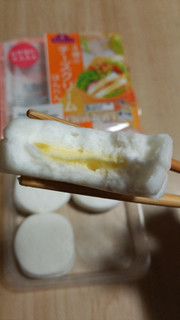 「トップバリュ 4種のチーズクリームはんぺん 袋4個」のクチコミ画像 by あんじゅろぜさん