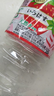 「コカ・コーラ い・ろ・は・す いちごミルク味 ペット555ml」のクチコミ画像 by レビュアーさん