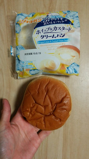 「リョーユーパン ホイップ＆カスタードクリームパン 袋1個」のクチコミ画像 by あんじゅろぜさん