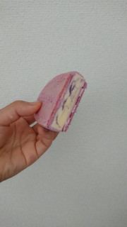 「ハーゲンダッツ クリスピーサンド 紫イモのタルトレット 箱60ml」のクチコミ画像 by ぴのこっここさん