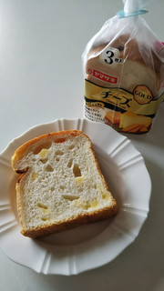 「ヤマザキ チーズゴールド 袋3枚」のクチコミ画像 by こらんこさん