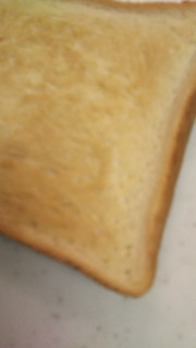 「ファミリーマート 小麦香るしっとりとした食パン 6枚」のクチコミ画像 by レビュアーさん