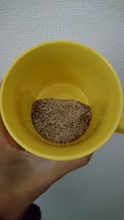 「AGF ブレンディ カフェラトリースティック 濃厚クリーミーカフェラテデカフ 箱10g×6」のクチコミ画像 by ぴのこっここさん