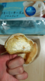 「モンテール 小さな洋菓子店 クリーミーチーズのプチエクレア 袋5個」のクチコミ画像 by あんじゅろぜさん